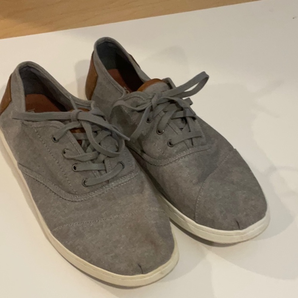 Toms Casual shoe size 9